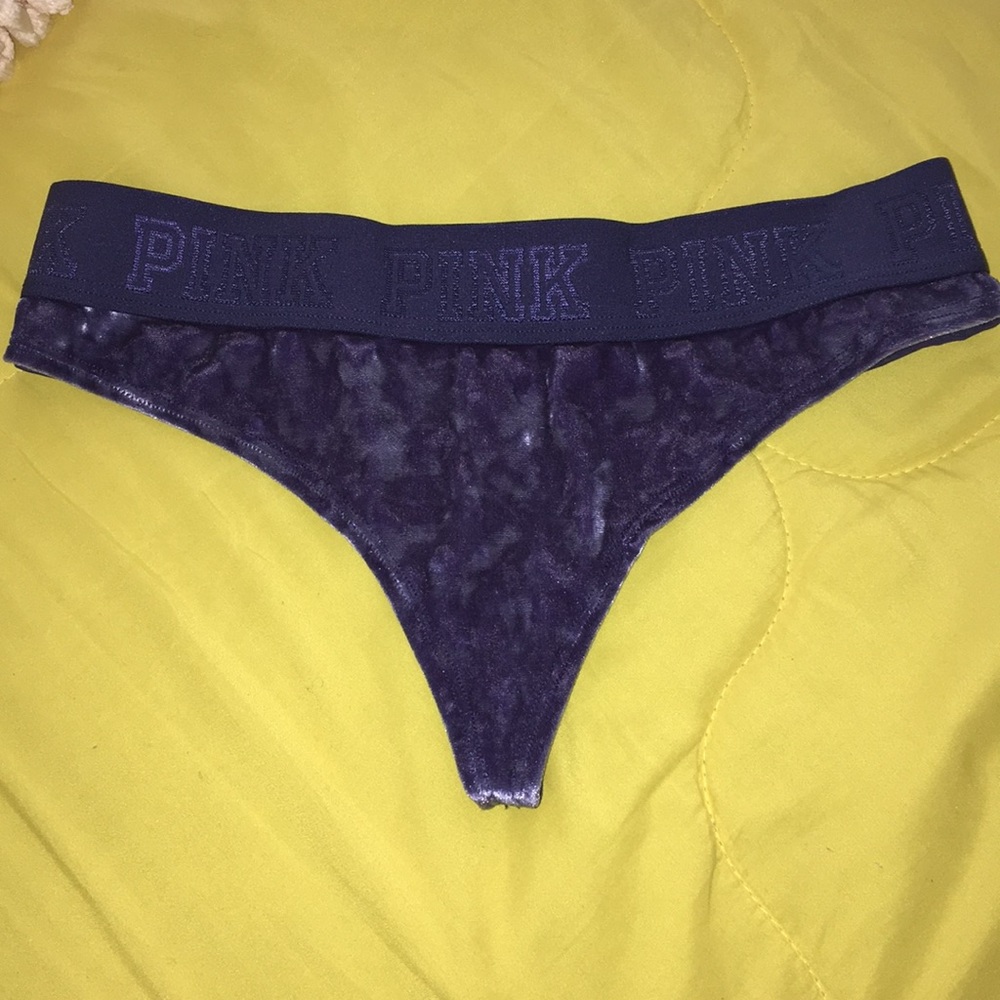 PINK thong